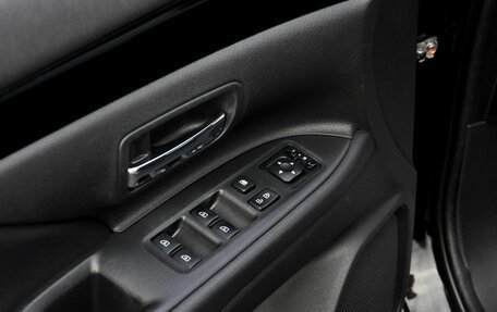 Mitsubishi Outlander III рестайлинг 3, 2019 год, 2 160 000 рублей, 10 фотография