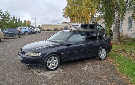 Opel Vectra B рестайлинг, 1998 год, 155 000 рублей, 3 фотография