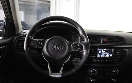 KIA Rio IV, 2017 год, 1 129 990 рублей, 10 фотография