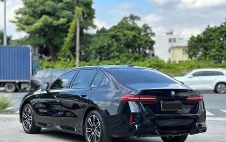 BMW 5 серия, 2024 год, 6 866 001 рублей, 6 фотография