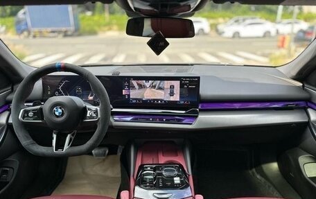 BMW 5 серия, 2024 год, 6 866 001 рублей, 11 фотография