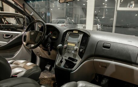 Hyundai Grand Starex Grand Starex I рестайлинг 2, 2014 год, 1 855 000 рублей, 15 фотография