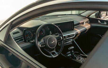 KIA K5, 2022 год, 2 245 000 рублей, 10 фотография