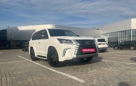 Lexus LX III, 2017 год, 7 300 000 рублей, 3 фотография