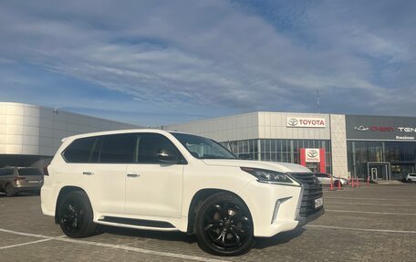 Lexus LX III, 2017 год, 7 300 000 рублей, 4 фотография
