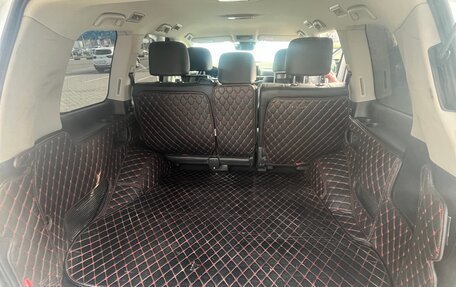Lexus LX III, 2017 год, 7 300 000 рублей, 25 фотография
