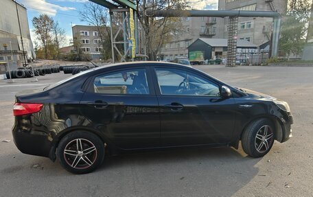KIA Rio III рестайлинг, 2014 год, 1 000 000 рублей, 4 фотография