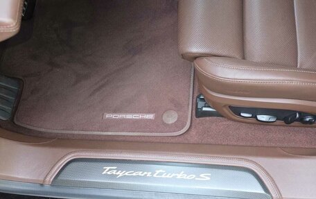Porsche Taycan I, 2021 год, 12 950 000 рублей, 14 фотография