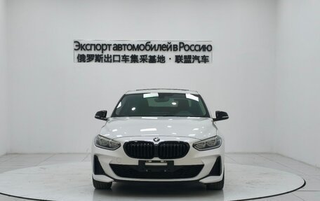 BMW 1 серия, 2022 год, 1 827 000 рублей, 2 фотография