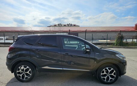 Renault Kaptur I рестайлинг, 2018 год, 1 750 000 рублей, 5 фотография