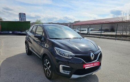Renault Kaptur I рестайлинг, 2018 год, 1 750 000 рублей, 2 фотография
