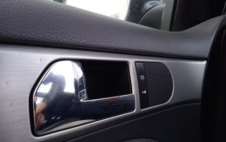 Volkswagen Touareg III, 2008 год, 985 000 рублей, 10 фотография