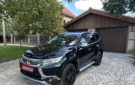 Mitsubishi Pajero Sport III рестайлинг, 2019 год, 3 385 000 рублей, 1 фотография