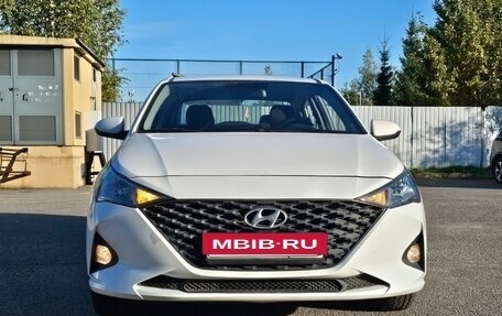 Hyundai Solaris II рестайлинг, 2020 год, 899 000 рублей, 3 фотография