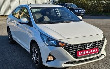 Hyundai Solaris II рестайлинг, 2020 год, 899 000 рублей, 2 фотография