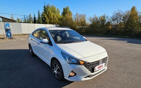 Hyundai Solaris II рестайлинг, 2020 год, 899 000 рублей, 10 фотография