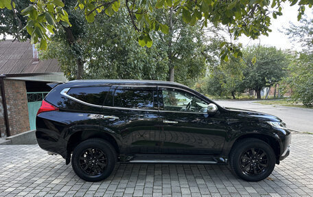 Mitsubishi Pajero Sport III рестайлинг, 2019 год, 3 385 000 рублей, 5 фотография