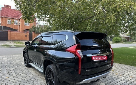 Mitsubishi Pajero Sport III рестайлинг, 2019 год, 3 385 000 рублей, 2 фотография