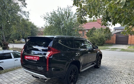 Mitsubishi Pajero Sport III рестайлинг, 2019 год, 3 385 000 рублей, 4 фотография