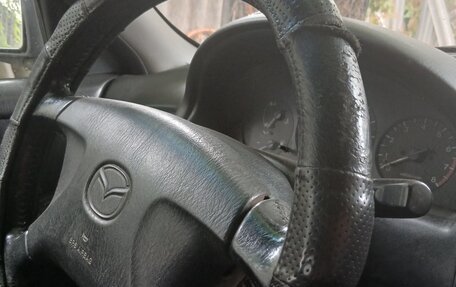 Mazda 626, 1998 год, 140 000 рублей, 3 фотография