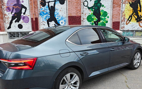 Skoda Superb III рестайлинг, 2019 год, 2 750 000 рублей, 5 фотография