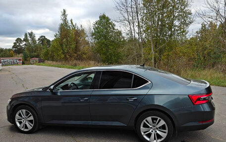 Skoda Superb III рестайлинг, 2019 год, 2 750 000 рублей, 11 фотография