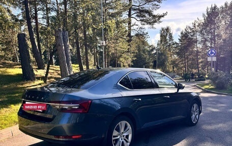 Skoda Superb III рестайлинг, 2019 год, 2 750 000 рублей, 14 фотография