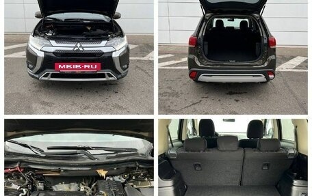 Mitsubishi Outlander III рестайлинг 3, 2018 год, 1 810 000 рублей, 12 фотография