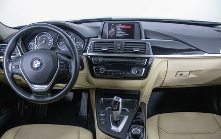 BMW 3 серия, 2016 год, 1 780 000 рублей, 13 фотография