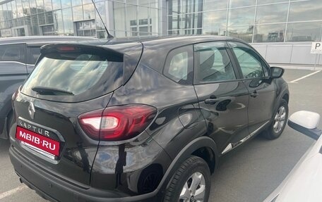 Renault Kaptur I рестайлинг, 2019 год, 1 299 000 рублей, 4 фотография