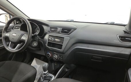 KIA Rio III рестайлинг, 2013 год, 760 000 рублей, 12 фотография