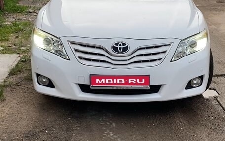 Toyota Camry, 2011 год, 1 400 000 рублей, 1 фотография