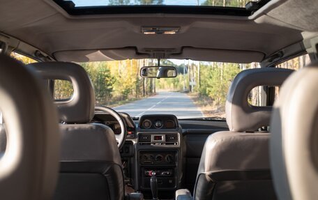 Mitsubishi Pajero III рестайлинг, 1993 год, 1 700 000 рублей, 8 фотография