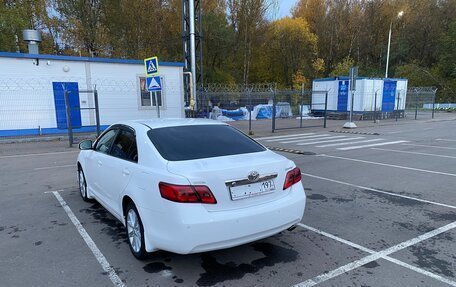 Toyota Camry, 2011 год, 1 400 000 рублей, 2 фотография