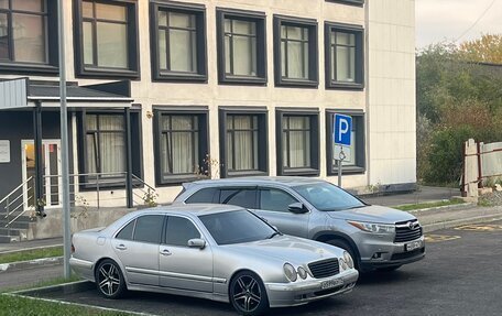 Mercedes-Benz E-Класс, 2000 год, 510 000 рублей, 3 фотография