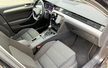 Volkswagen Passat B8 рестайлинг, 2022 год, 2 272 000 рублей, 11 фотография