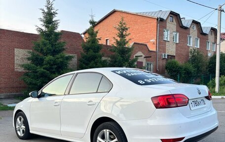 Volkswagen Jetta VI, 2013 год, 650 000 рублей, 6 фотография