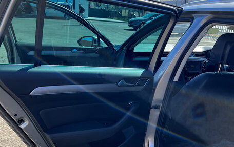 Volkswagen Passat B8 рестайлинг, 2016 год, 1 530 000 рублей, 11 фотография