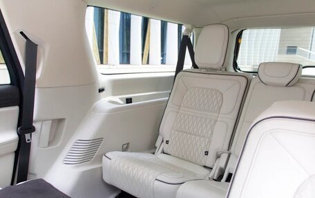 Lincoln Navigator, 2023 год, 11 700 000 рублей, 29 фотография