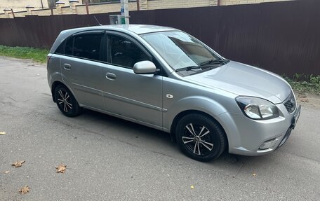 KIA Rio II, 2011 год, 689 000 рублей, 2 фотография