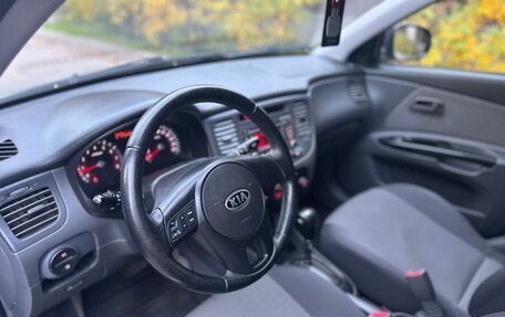 KIA Rio II, 2011 год, 689 000 рублей, 10 фотография
