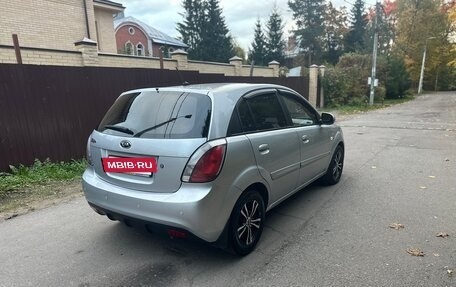 KIA Rio II, 2011 год, 689 000 рублей, 3 фотография