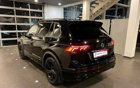 Volkswagen Tiguan II, 2021 год, 3 495 000 рублей, 5 фотография