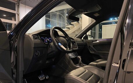 Volkswagen Tiguan II, 2021 год, 3 495 000 рублей, 23 фотография