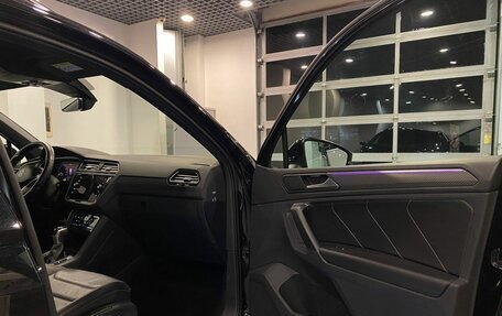 Volkswagen Tiguan II, 2021 год, 3 495 000 рублей, 27 фотография