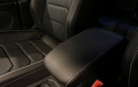 Volkswagen Tiguan II, 2021 год, 3 495 000 рублей, 32 фотография