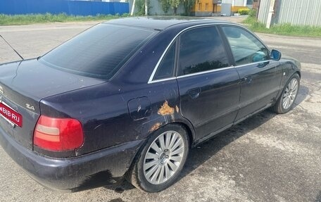 Audi A4, 1998 год, 300 000 рублей, 3 фотография