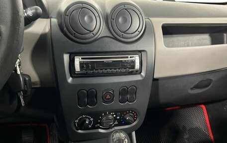 Renault Sandero I, 2013 год, 495 000 рублей, 15 фотография