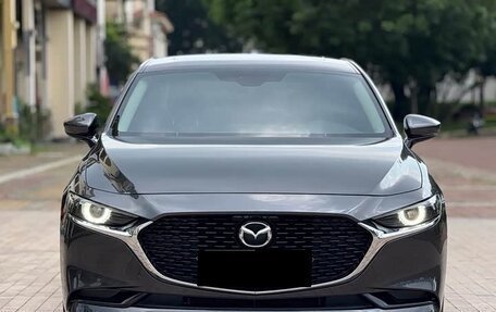 Mazda 3, 2022 год, 2 050 000 рублей, 3 фотография