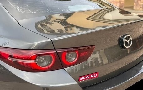 Mazda 3, 2022 год, 2 050 000 рублей, 11 фотография
